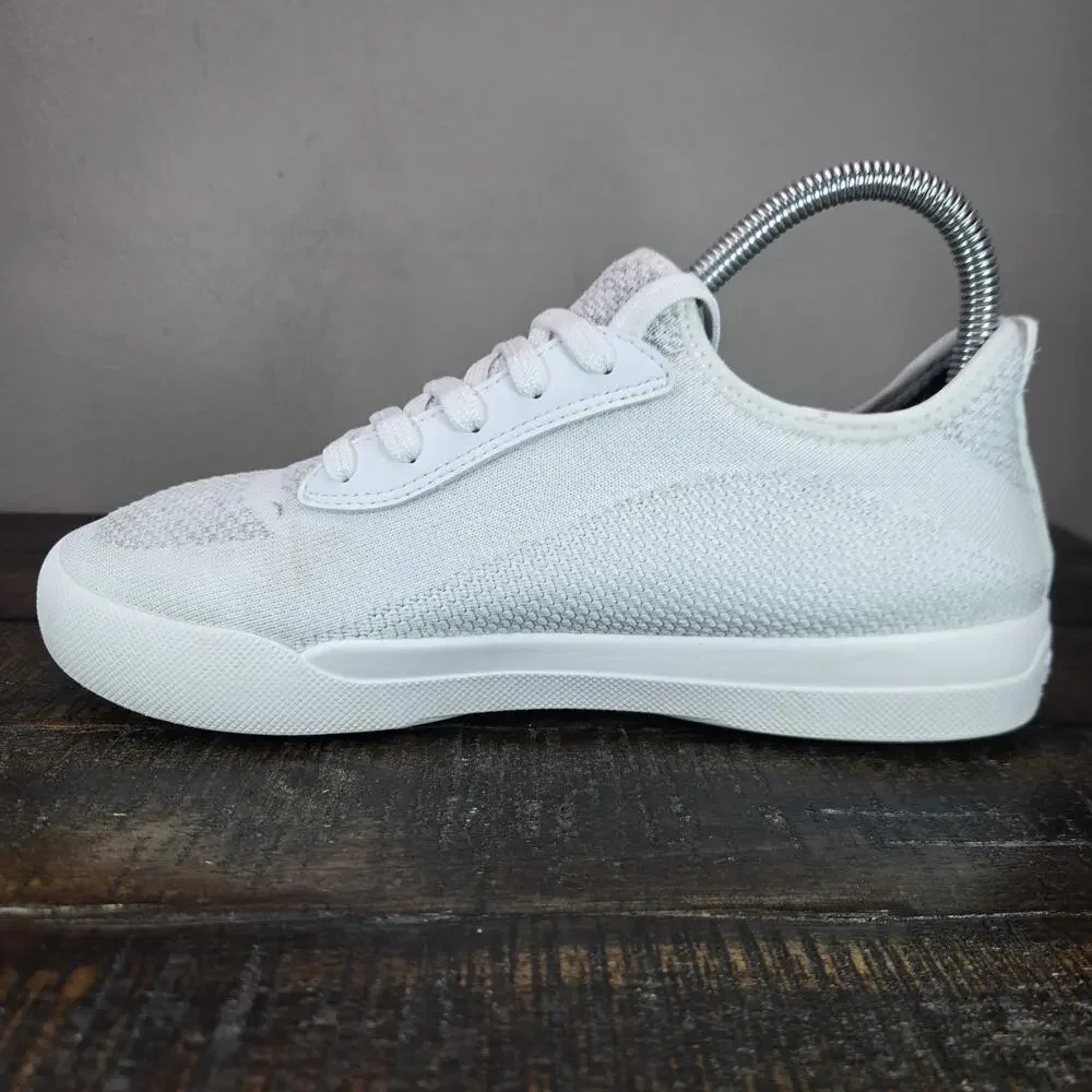 Vessi weekend sneaker